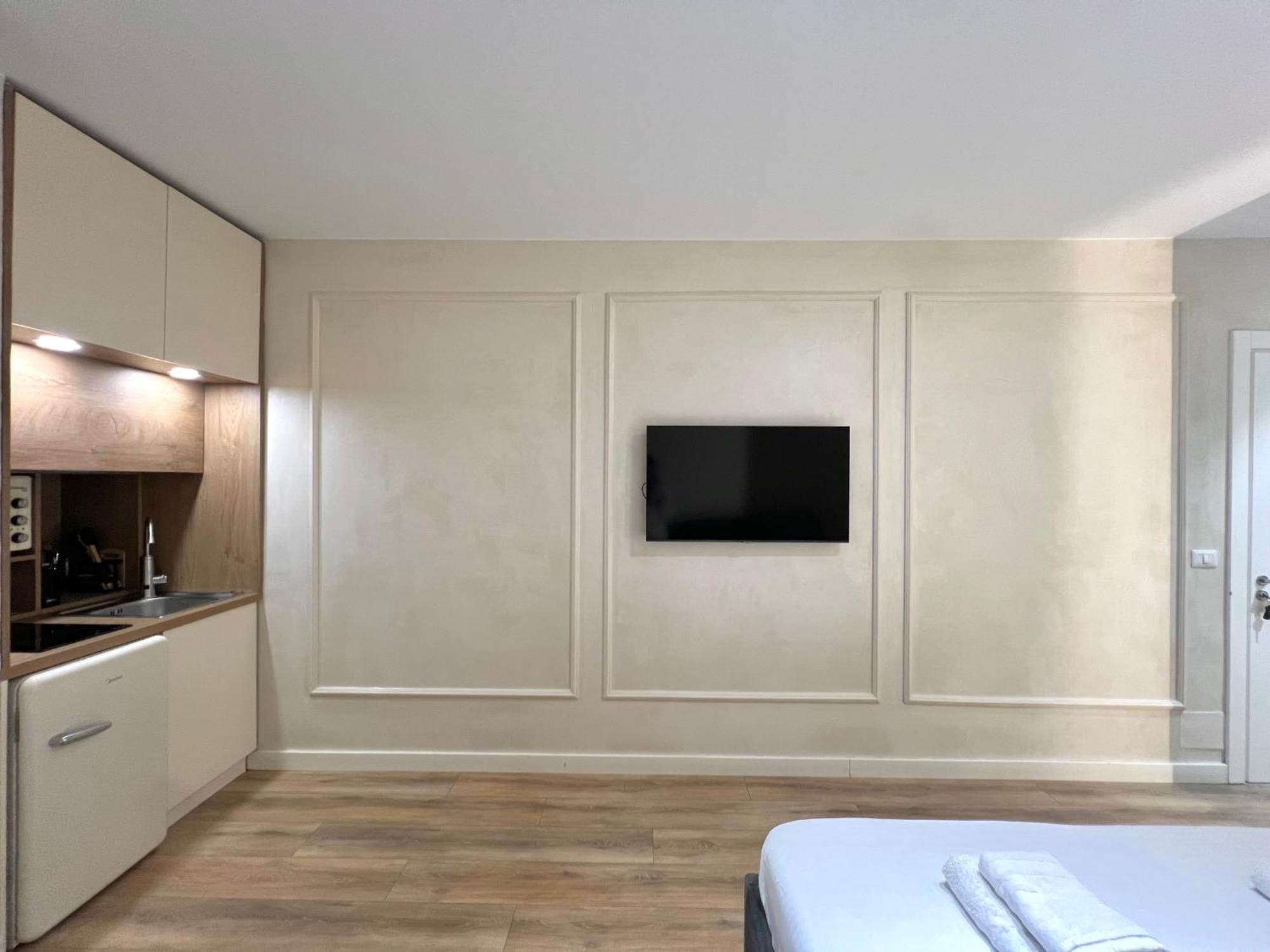 Syncron Apartments In The Center Of Tirana Exterior foto
