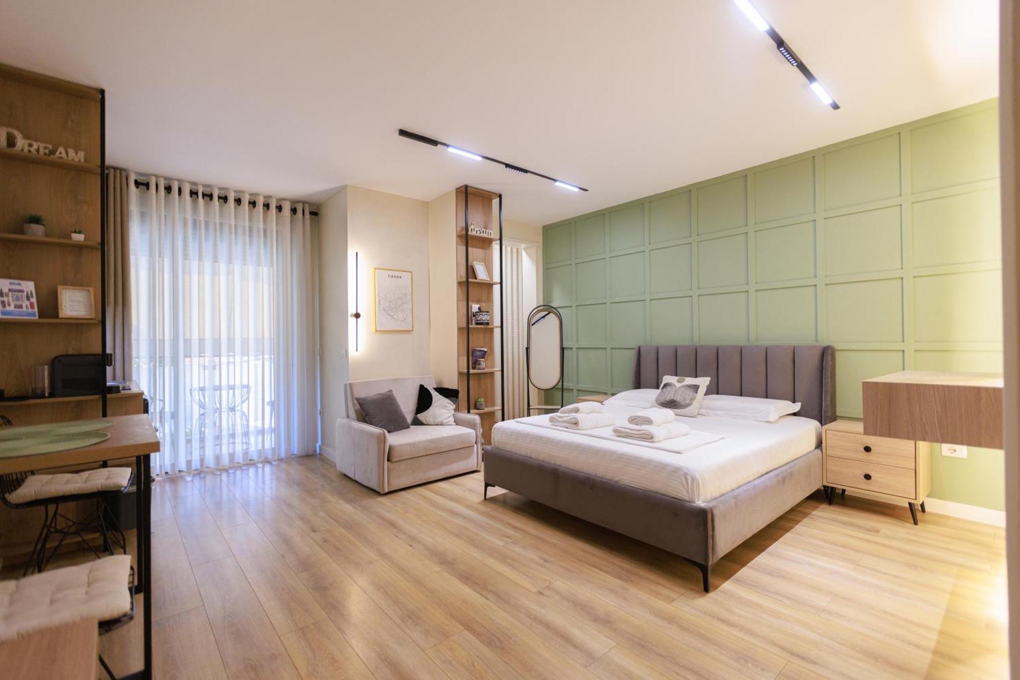 Syncron Apartments In The Center Of Tirana Exterior foto