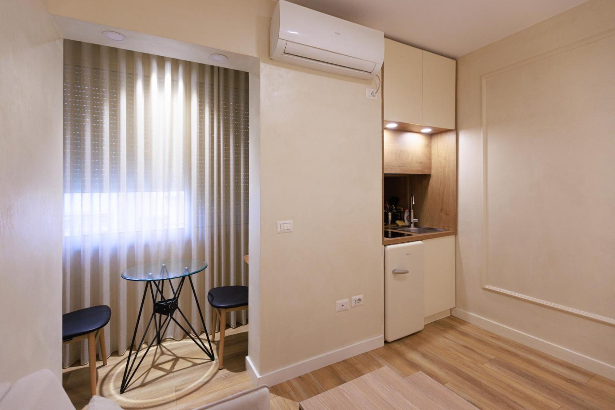 Syncron Apartments In The Center Of Tirana Exterior foto